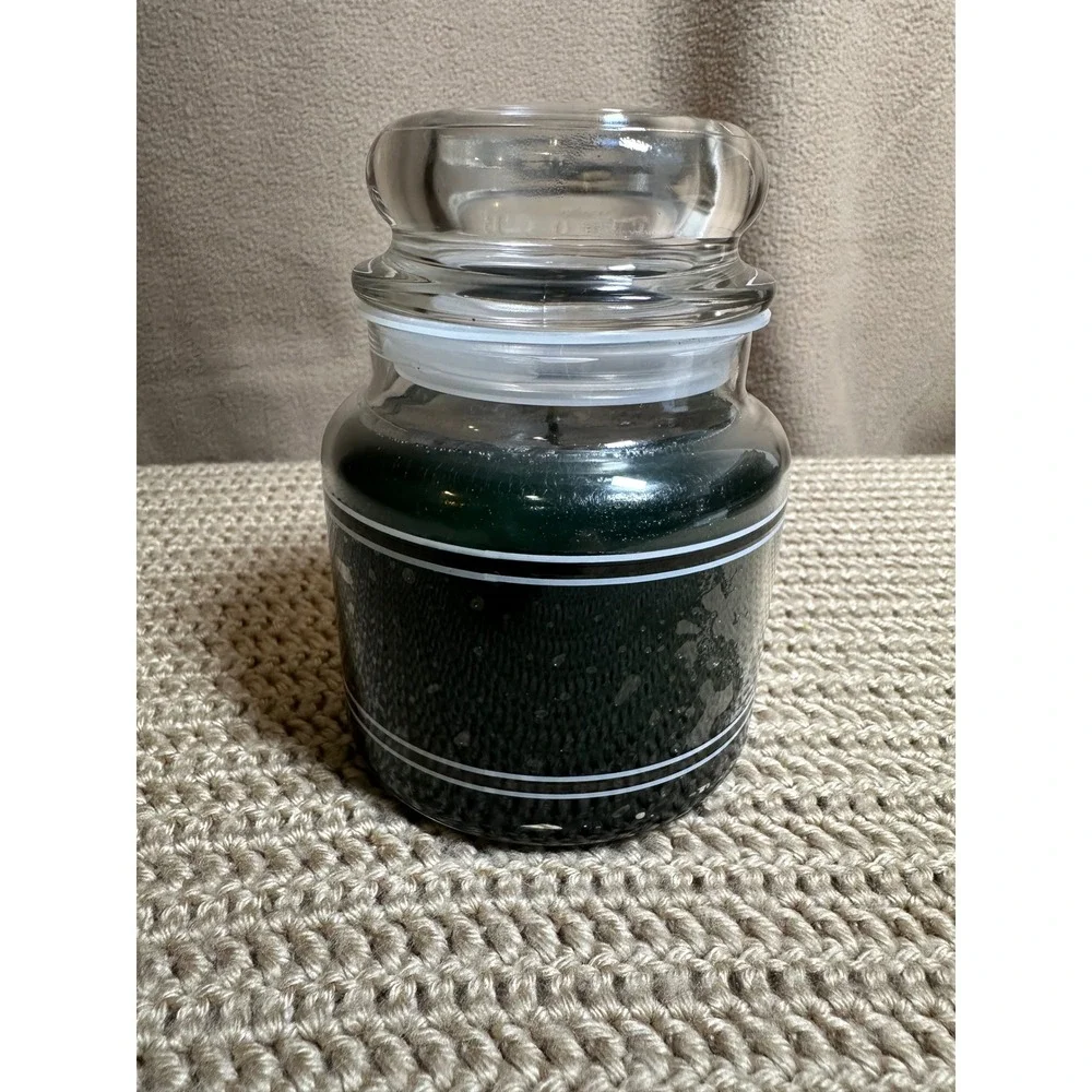 Yankee Candle Housewarmer Retired Eucalyptus Scented Medium Jar Candle 14.5 oz